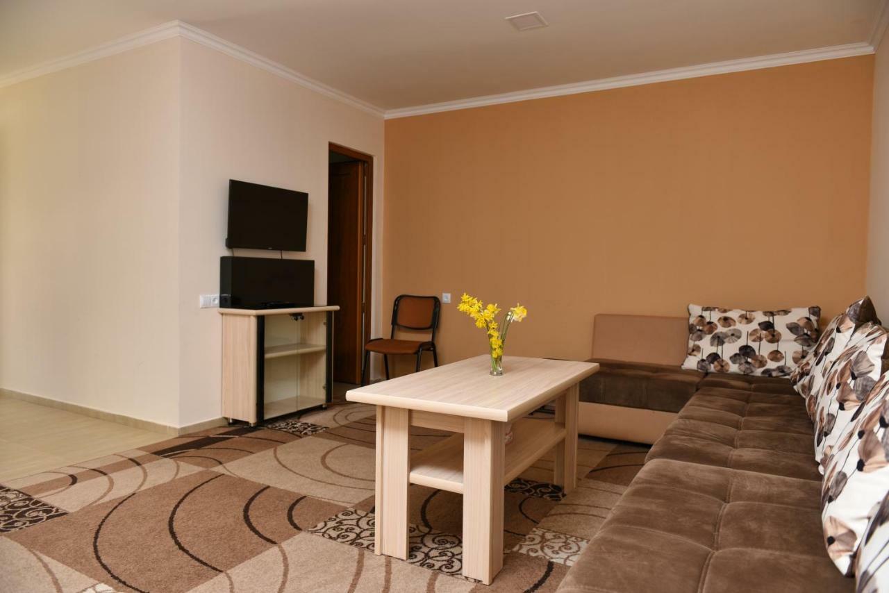 Greenwood Hotel Dilijan Exterior photo
